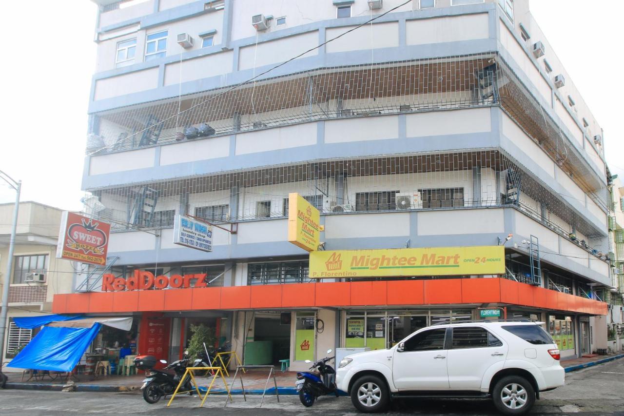 Reddoorz @ P Florentino Street Sampaloc Manila Exterior foto